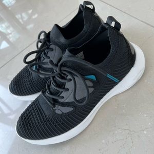 Vessi Everyday Moves - NEW